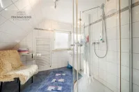 OG: Badezimmer