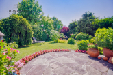 Wohlfühlhaus mit Wellnessoase und Bilderbuchgarten in ruhiger Wohnlage - Terrasse