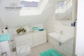Fantastische 4 Zi. Maisonettewohnung im Reihenmittelhausstil für Ehepaar oder drei Personenhaushalt - DG: Badezimmer