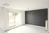 HELLE 2,5- BIS 3-ZIMMER-DG-WOHNUNG MIT AUßENSTELLPLATZ IN RUHIGER WOHNGEGEND - Wohn-/Esszimmer