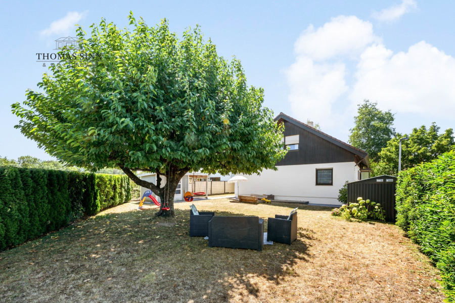 Haus- und Gartenansicht