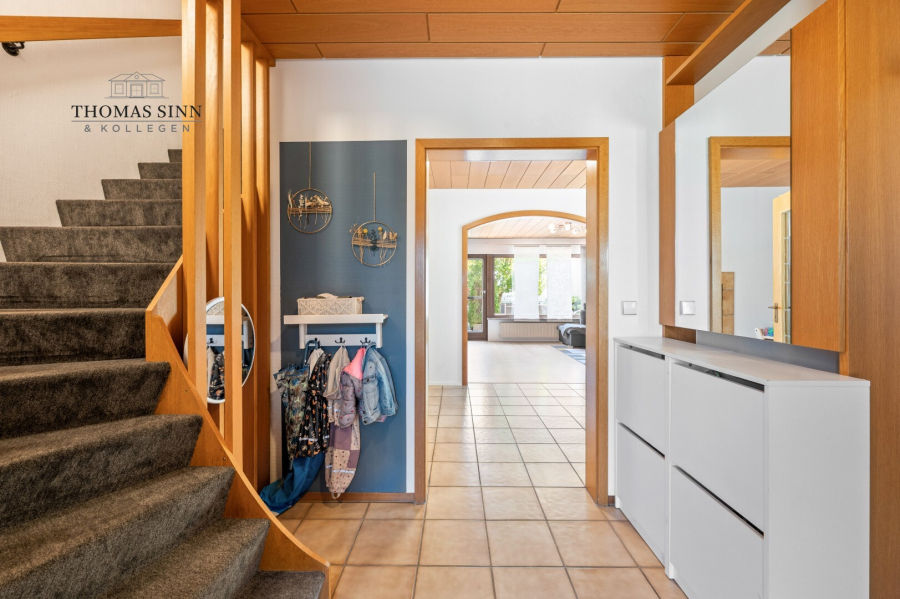 EG: Hauseingangsbereich