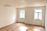 Stilvoll wohnen im historischen Ambiente – 3,5-Zimmer Hochparterre-Wohnung mit Balkon & sichtbarem Fachwerk“ - Schlafzimmer