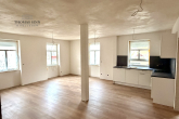 Stilvoll wohnen im historischen Ambiente – 3,5-Zimmer Hochparterre-Wohnung mit Balkon & sichtbarem Fachwerk“ - Wohn-/Esszimmer