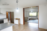 Großzügige, gepflegte 2,5-Zimmer-Wohnung in ruhiger Sackgasse - Küche/Esszimmer