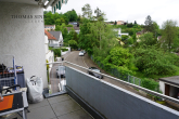 GEPFLEGTE 3,5-ZIMMER-WOHNUNG MIT CARPORT-STELLPLATZ IN BEVORZUGTER LAGE - Balkon
