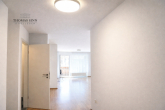 Helle und moderne Wohnung im 1. OG Großer Südbalkon - TG-Platz Super Zustand - sofort beziehbar - Eingangsbereich