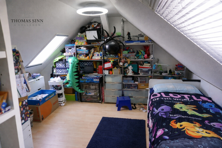 Ausgebaute Bühne