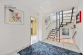 SCHÖNE 4,5 ZIMMER DOPPELHAUS-MAISONETTE WOHNUNG MIT GROßER TERRASSE IN SCHÖNER WOHNLAGE - EG: Eingangsdiele